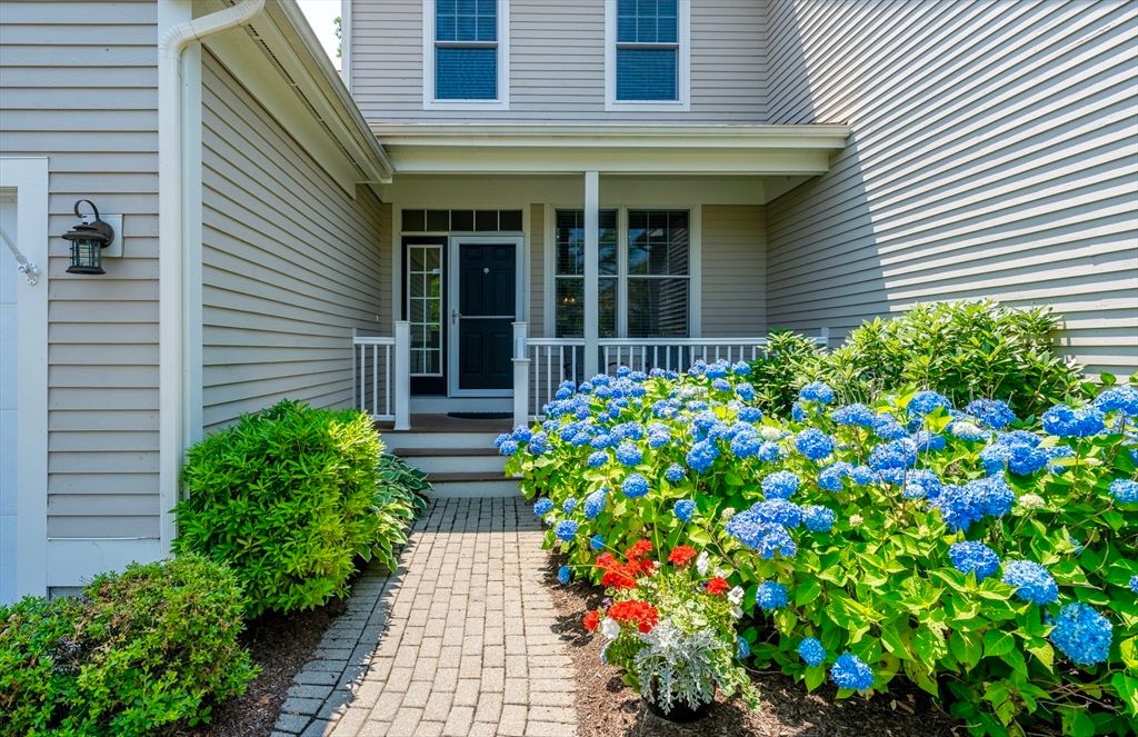 14 Stony Brook Dr 516, Mashpee, MA 02649