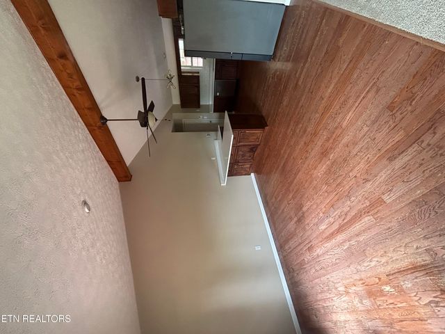 201 Henley St, Tazewell, TN 37879