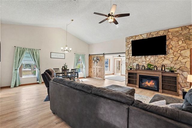 8970 LISMORE COURT, Weeki Wachee, FL 34613