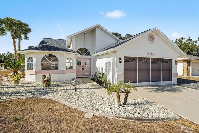8970 LISMORE COURT, Weeki Wachee, FL 34613