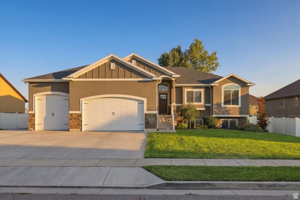 4563 W 3300 S, West Haven, UT 84401 — photo 2