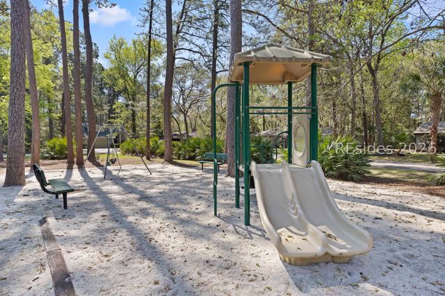 38 Squiresgate Rd, Hilton Head Island, SC 29926