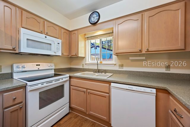 38 Squiresgate Rd, Hilton Head Island, SC 29926