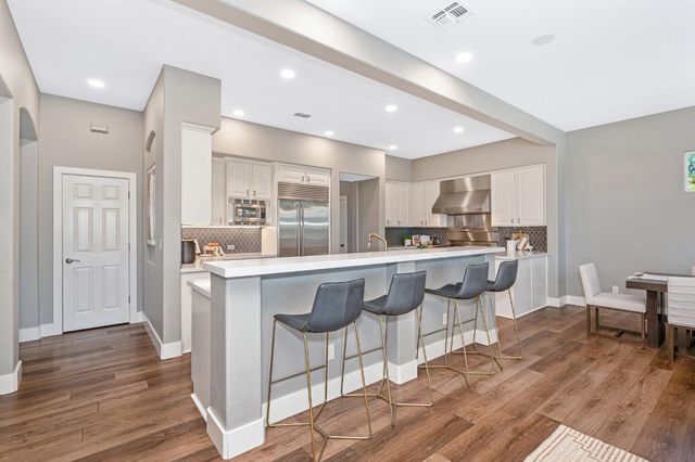 4256 Burgundy Ct, Loomis, CA 95650
