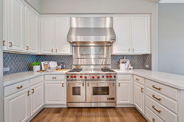 4256 Burgundy Ct, Loomis, CA 95650