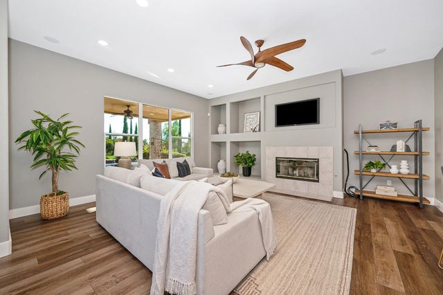 4256 Burgundy Ct, Loomis, CA 95650