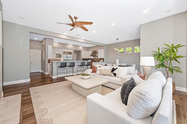 4256 Burgundy Ct, Loomis, CA 95650