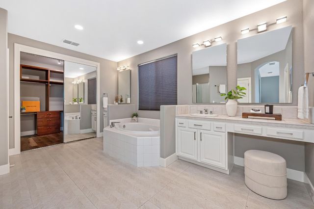 4256 Burgundy Ct, Loomis, CA 95650