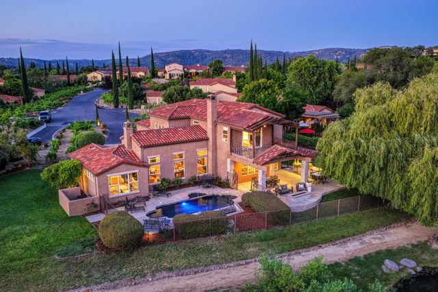 4256 Burgundy Ct, Loomis, CA 95650