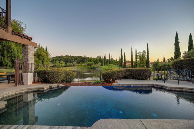 4256 Burgundy Ct, Loomis, CA 95650
