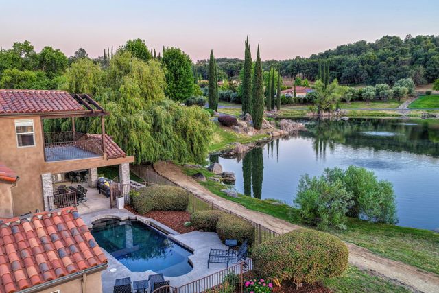 4256 Burgundy Ct, Loomis, CA 95650