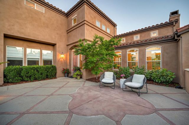 4256 Burgundy Ct, Loomis, CA 95650
