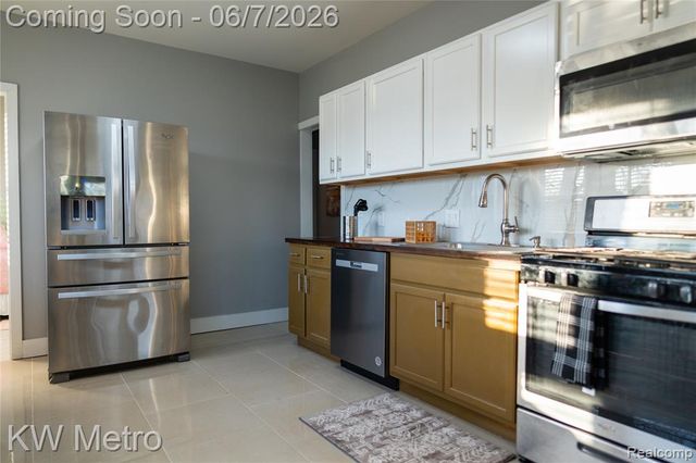 1452 Collingwood Street, Detroit, MI 48206