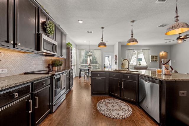 10217 Driskill Drive, Waco, TX 76708