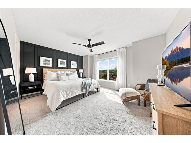 2217 Gateway Curve, North Saint Paul, MN 55109