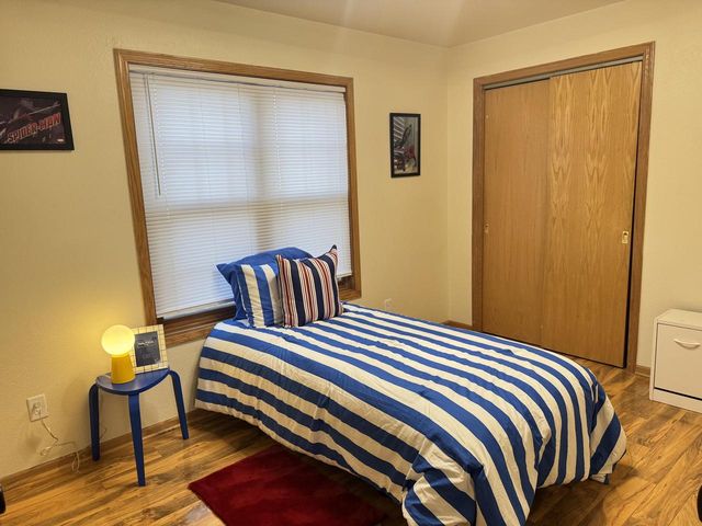 2210 N 15th STREET, Milwaukee, WI 53205