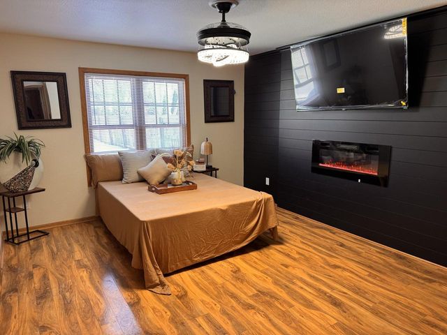 2210 N 15th STREET, Milwaukee, WI 53205