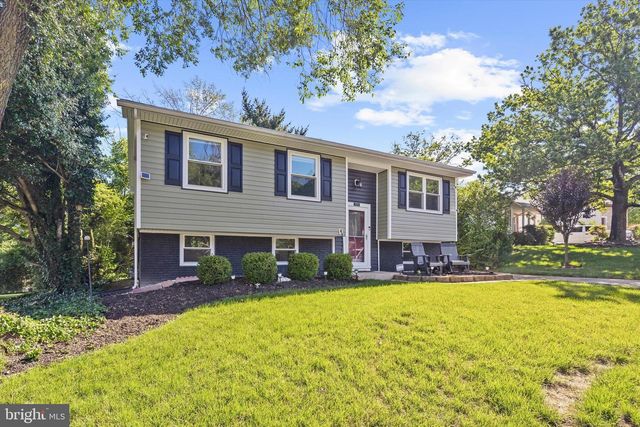 8249 VICTORIA RD, Millersville, MD 21108