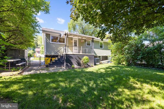 8249 VICTORIA RD, Millersville, MD 21108