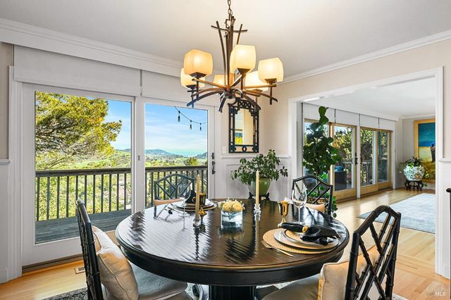 115 Oak Springs Dr, San Anselmo, CA 94960