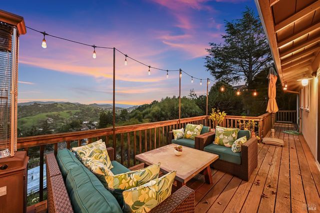 115 Oak Springs Dr, San Anselmo, CA 94960