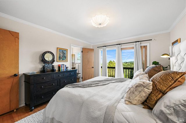 115 Oak Springs Dr, San Anselmo, CA 94960