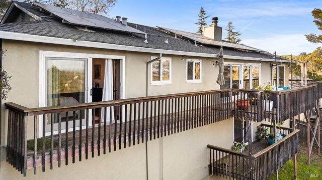 115 Oak Springs Dr, San Anselmo, CA 94960