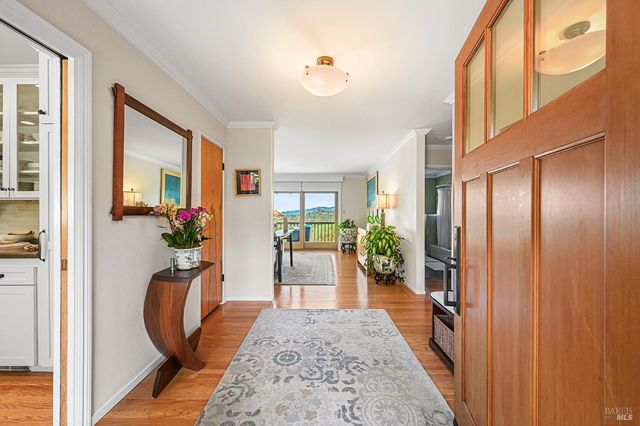 115 Oak Springs Dr, San Anselmo, CA 94960