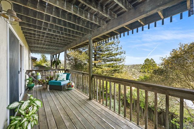 115 Oak Springs Dr, San Anselmo, CA 94960