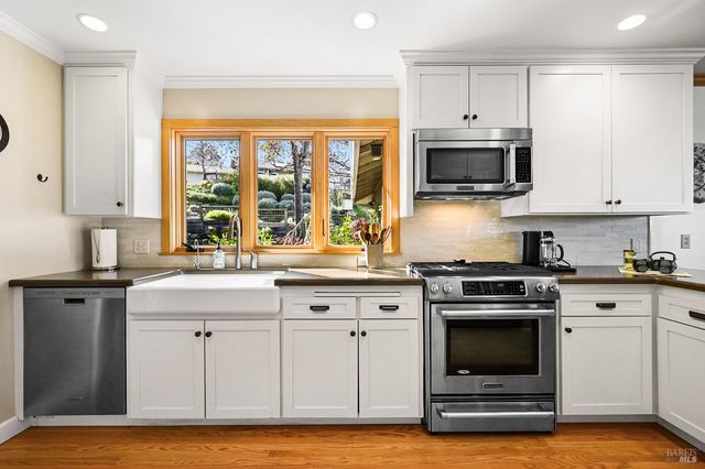 115 Oak Springs Dr, San Anselmo, CA 94960