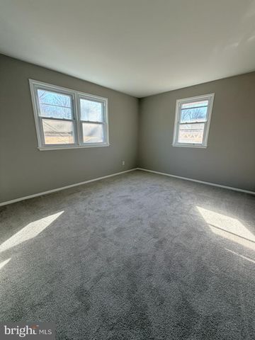 6301 JULIAN ST, Springfield, VA 22150