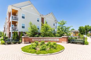 60 W MAIN Street 323, Lake Zurich, IL 60047
