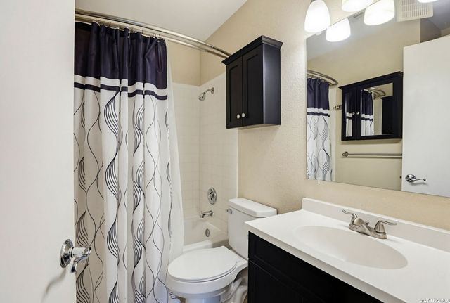 4803 Hamilton Wolfe Rd Apt 914, San Antonio, TX 78229