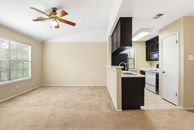 4803 Hamilton Wolfe Rd Apt 914, San Antonio, TX 78229