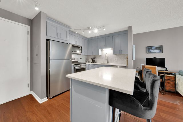 545 N Dearborn Street 1202, Chicago, IL 60654