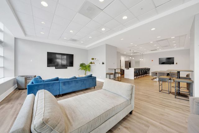 545 N Dearborn Street 1202, Chicago, IL 60654