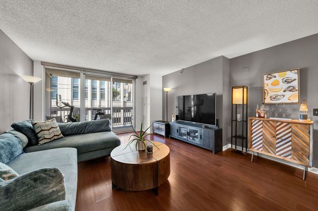 545 N Dearborn Street 1202, Chicago, IL 60654
