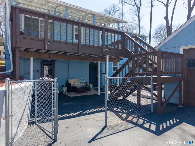 30 Lucy Street, Hamden, CT 06514