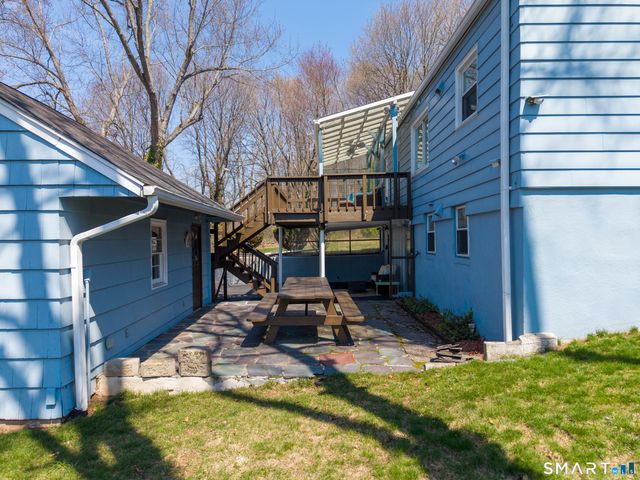 30 Lucy Street, Hamden, CT 06514