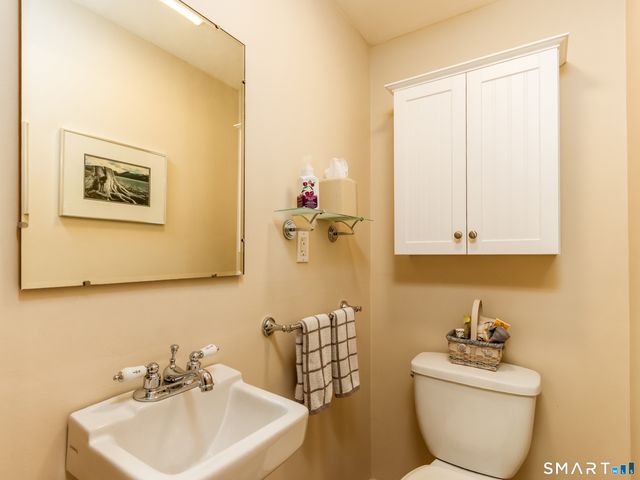 30 Lucy Street, Hamden, CT 06514