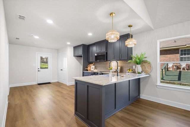 405 S Short Street, Troup, TX 75789