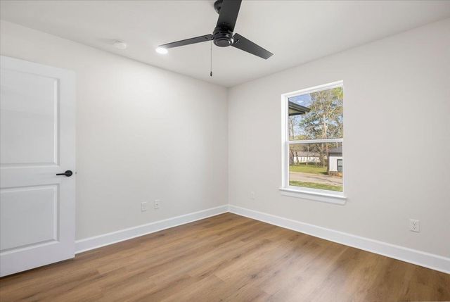 405 S Short Street, Troup, TX 75789