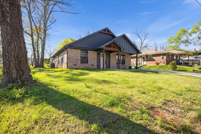 405 S Short Street, Troup, TX 75789