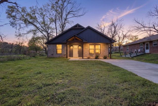 405 S Short Street, Troup, TX 75789