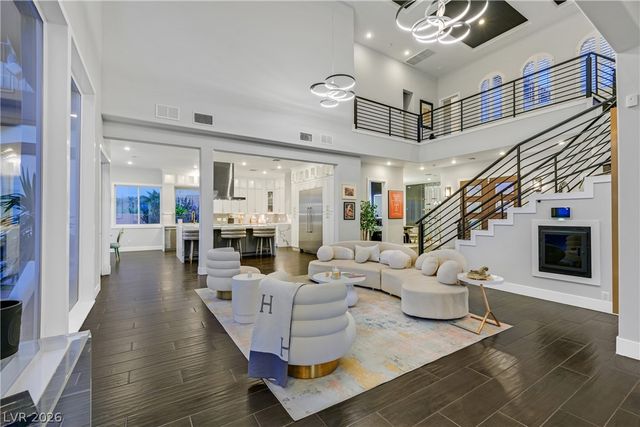 6 Rue Du Ville Way, Henderson, NV 89011