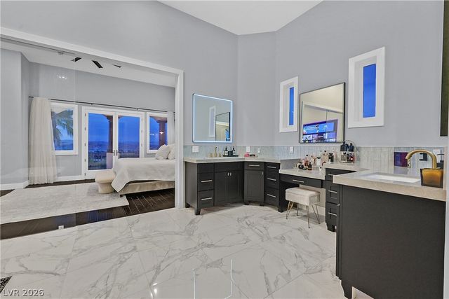 6 Rue Du Ville Way, Henderson, NV 89011