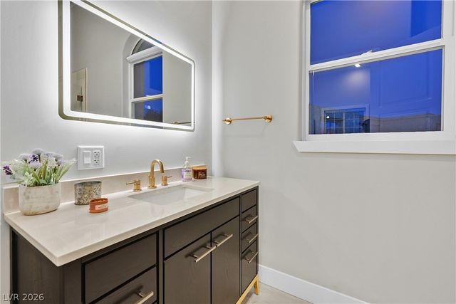 6 Rue Du Ville Way, Henderson, NV 89011