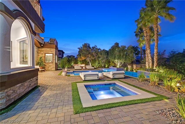 6 Rue Du Ville Way, Henderson, NV 89011