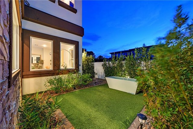 6 Rue Du Ville Way, Henderson, NV 89011