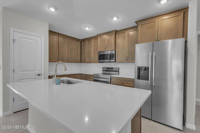 63 PRESIDENT Lane, Palm Coast, FL 32164